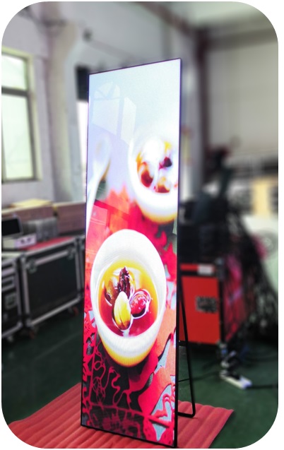 P2 IPoster Cloud advertising led display with 35mm thickness for Shopping Center 12