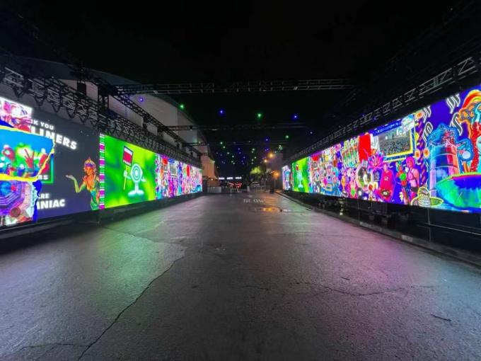 High Refresh Rate P2.9 Outdoor LED Display 4500nits 43264 Pixels Per Sqm Suitable for Different Events 1
