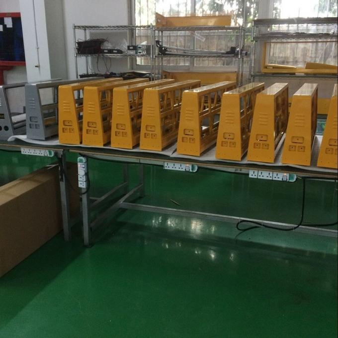 High Density P5 Taxi Led Display 1R1G1B , Taxi Roof Advertising Signs 3